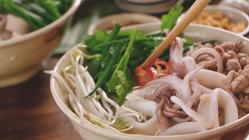 Nguyên Liệu Nấu Hủ Tiếu Mực