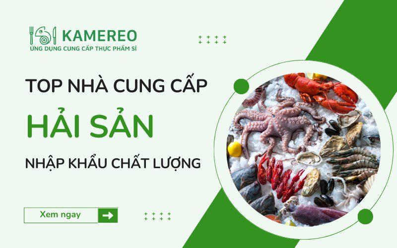 Người mua hàng kiểm tra chất lượng hải sản đông lạnh giá sỉ tại kho lạnh của nhà cung cấp uy tín.