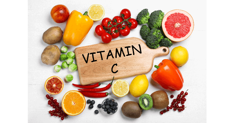 Mot bat trai cay tong hop chua cam, dau tay, kiwi, nhan manh vai tro cua vitamin c trong hap thu sat