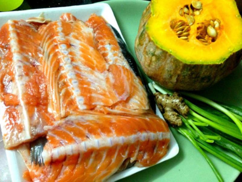 Cháo Xương Cá Hồi Cho Bé
