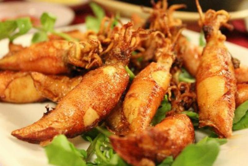 Gợi ý các món ăn kèm ngon khi thưởng thức mực sữa chiên nước mắm